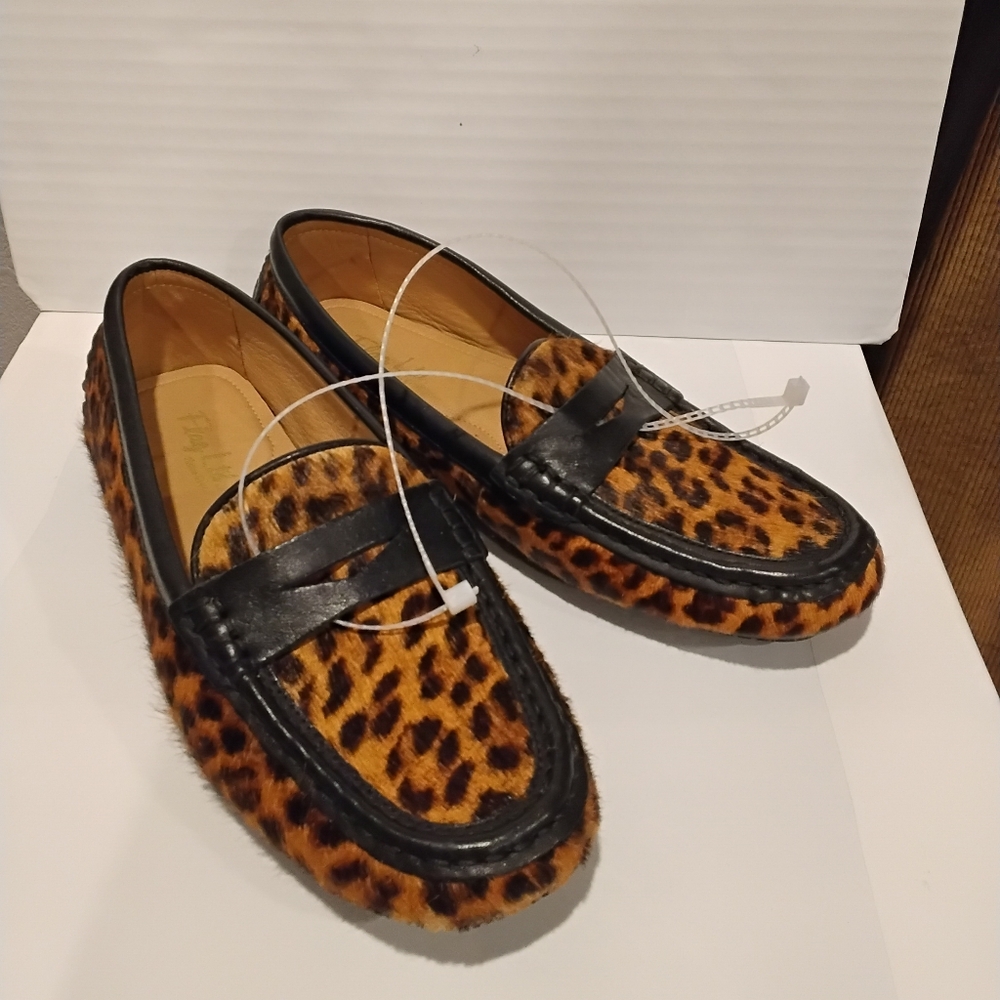 NWOT Leather Upper Leopard Print Loafers w/Black Trim 6.5 Firm Price